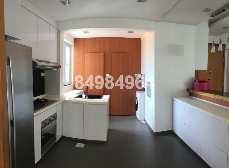 The Sea View thumbnail photo